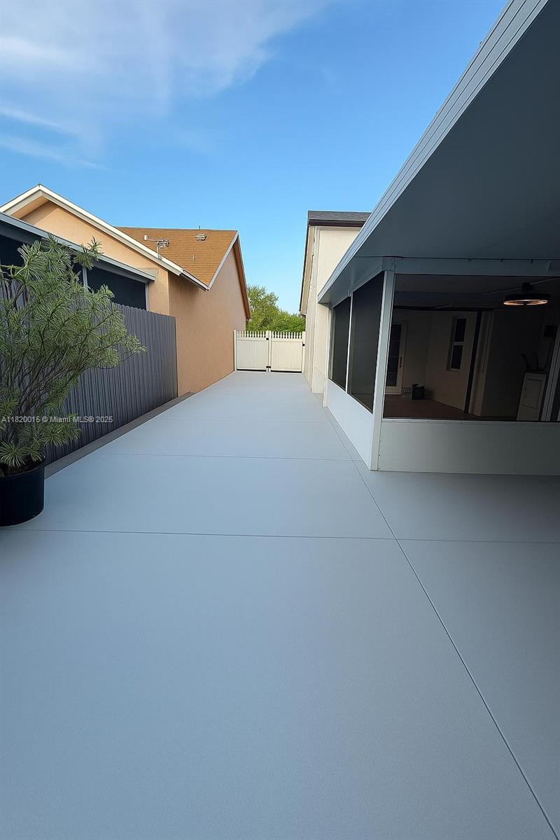 CHANTE-CLARE - Residential