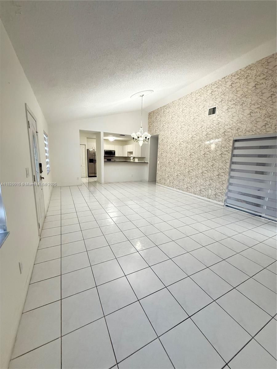 CHANTE-CLARE - Residential