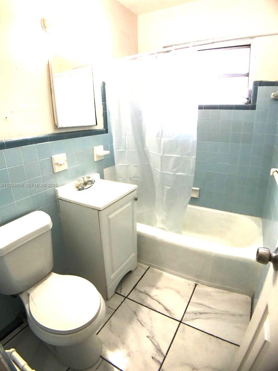 WEST END PARK AMD PL - Residential Income