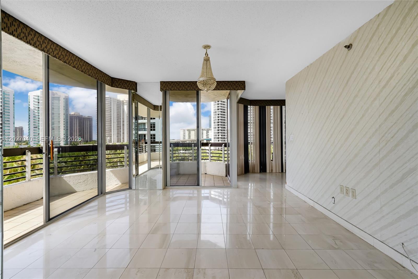MYSTIC POINTE CONDO NO ON - Residential