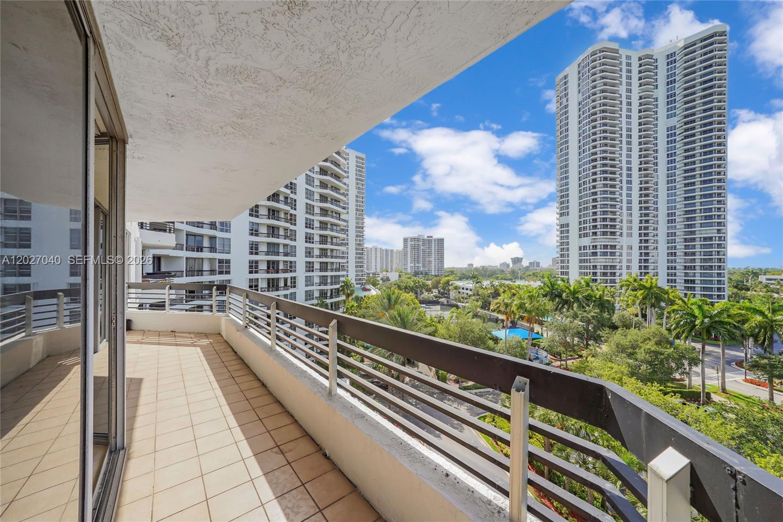 MYSTIC POINTE CONDO NO ON - Residential