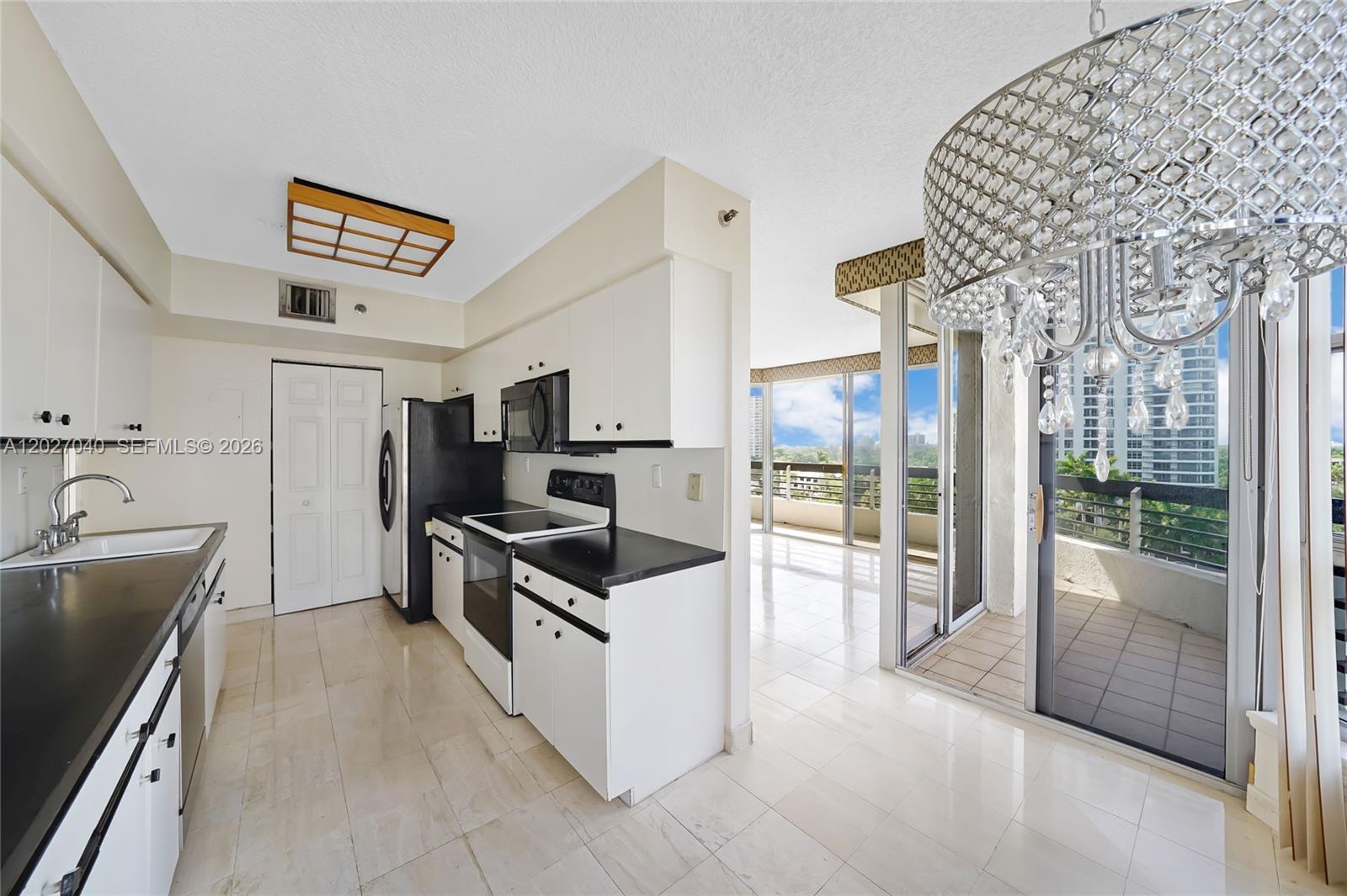 MYSTIC POINTE CONDO NO ON - Residential
