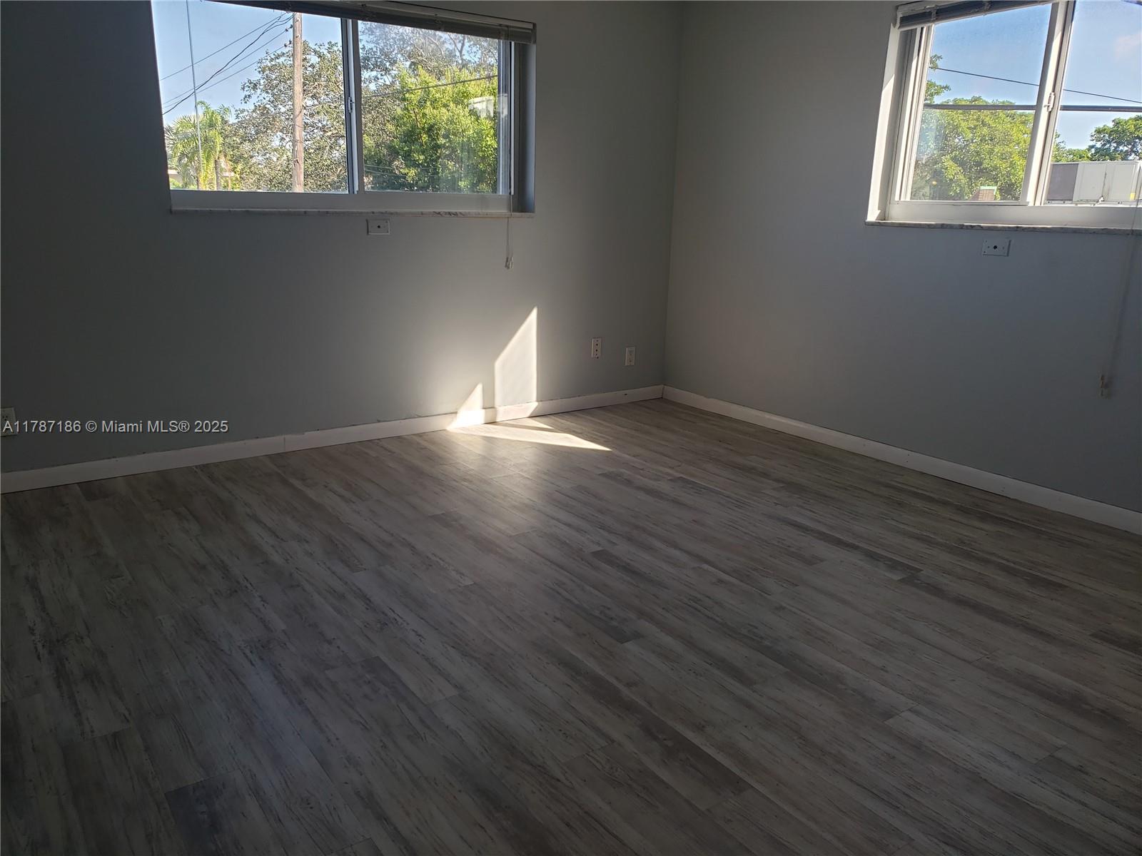 1818 Rodman St 2E