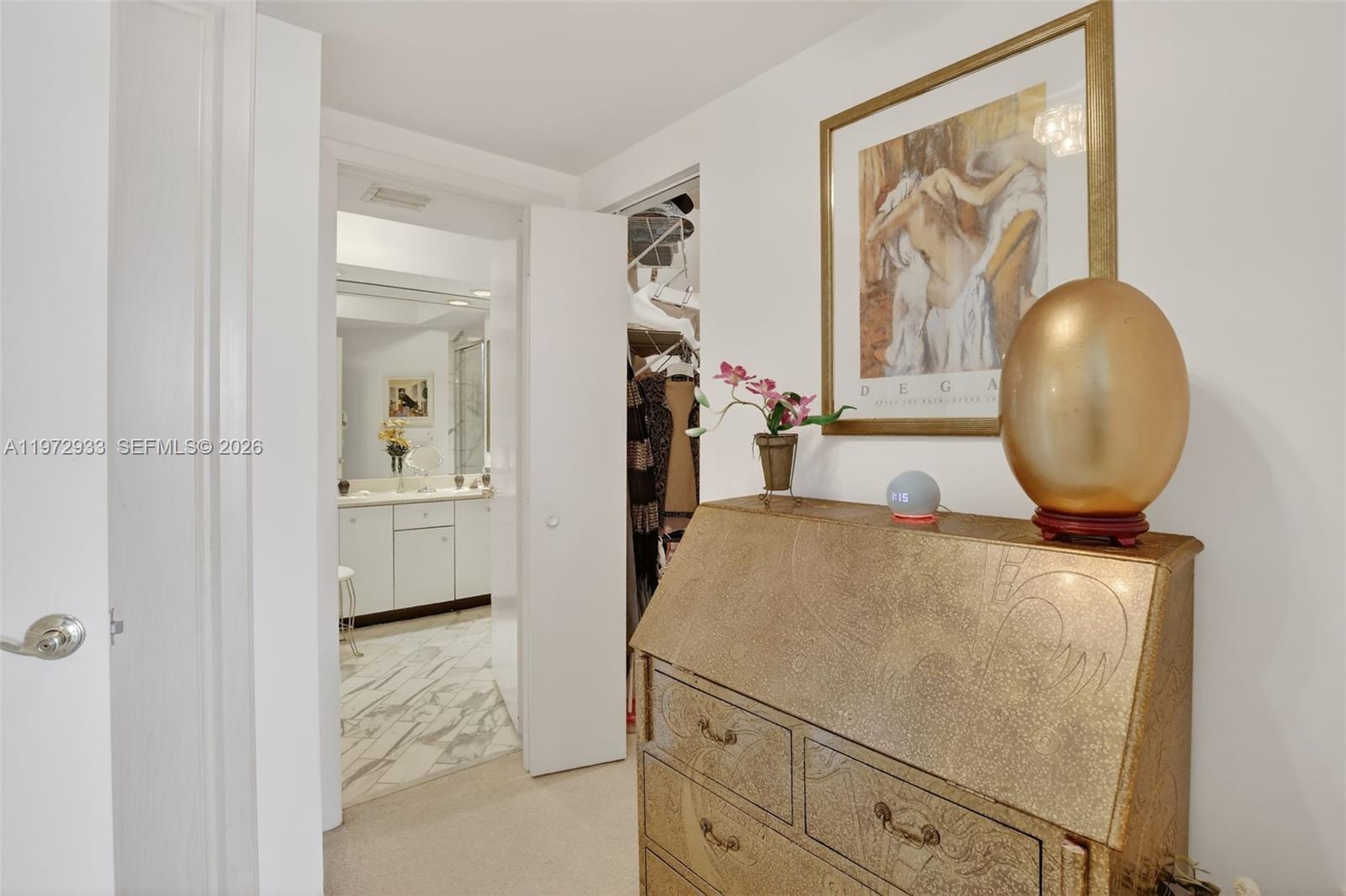 HAMPTONS WEST CONDO - Residential