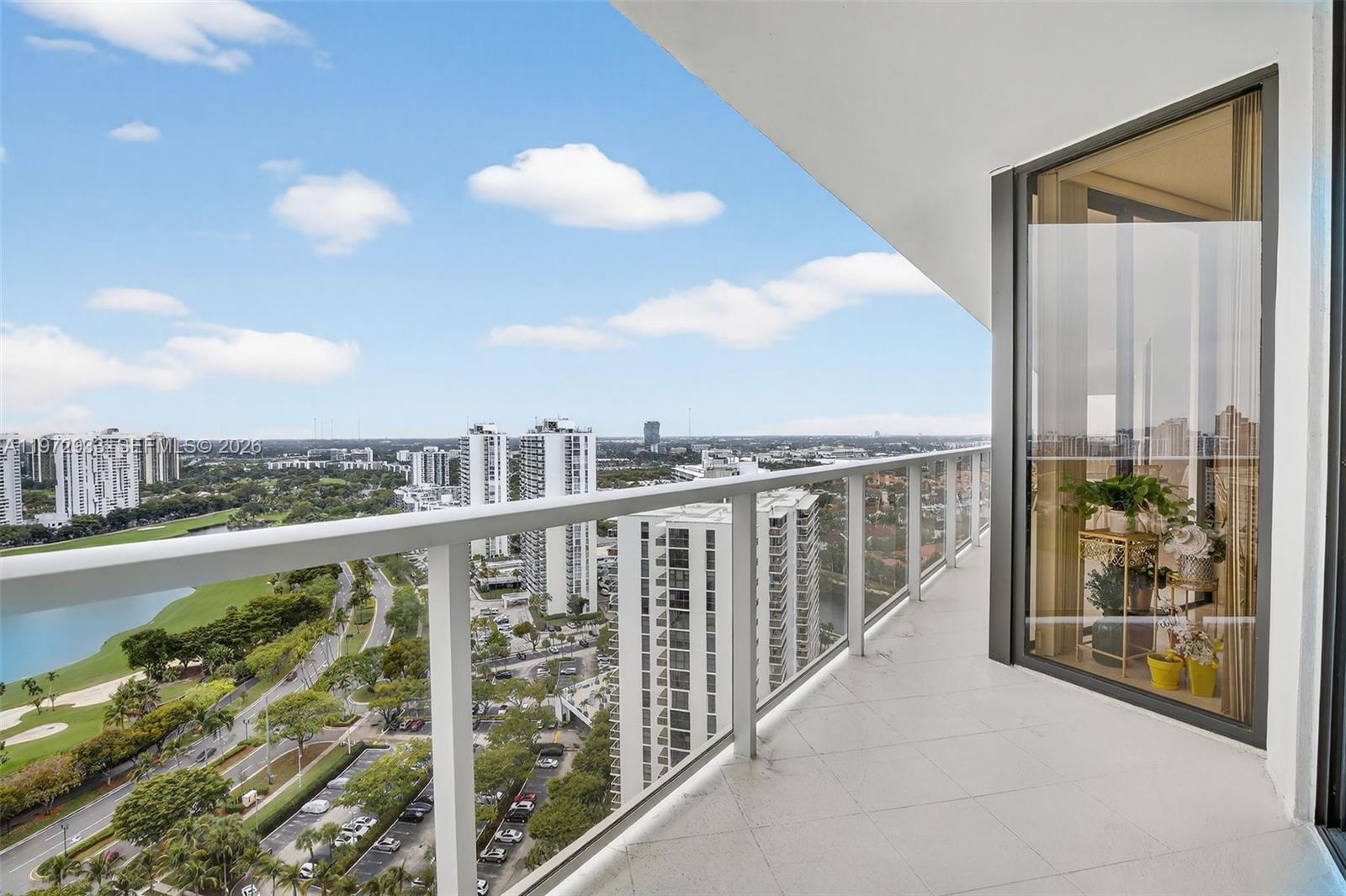 HAMPTONS WEST CONDO - Residential