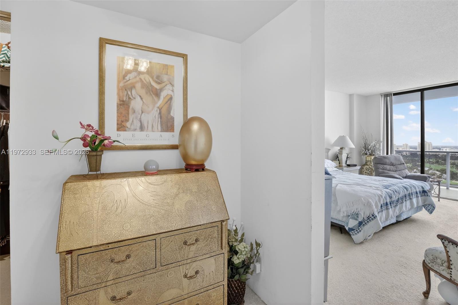 HAMPTONS WEST CONDO - Residential