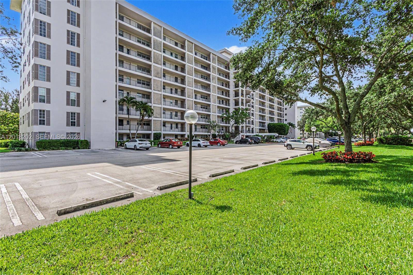 NO 12 PALM-AIRE COUNTRY C - Residential