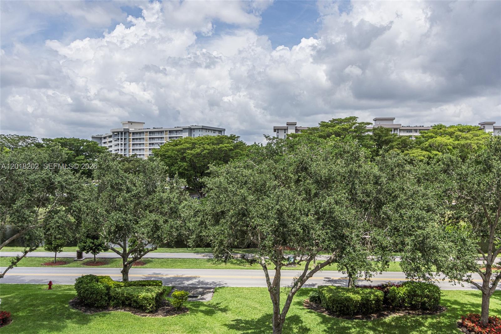 NO 12 PALM-AIRE COUNTRY C - Residential