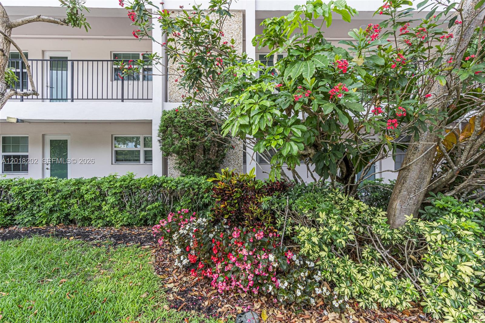 NO 12 PALM-AIRE COUNTRY C - Residential