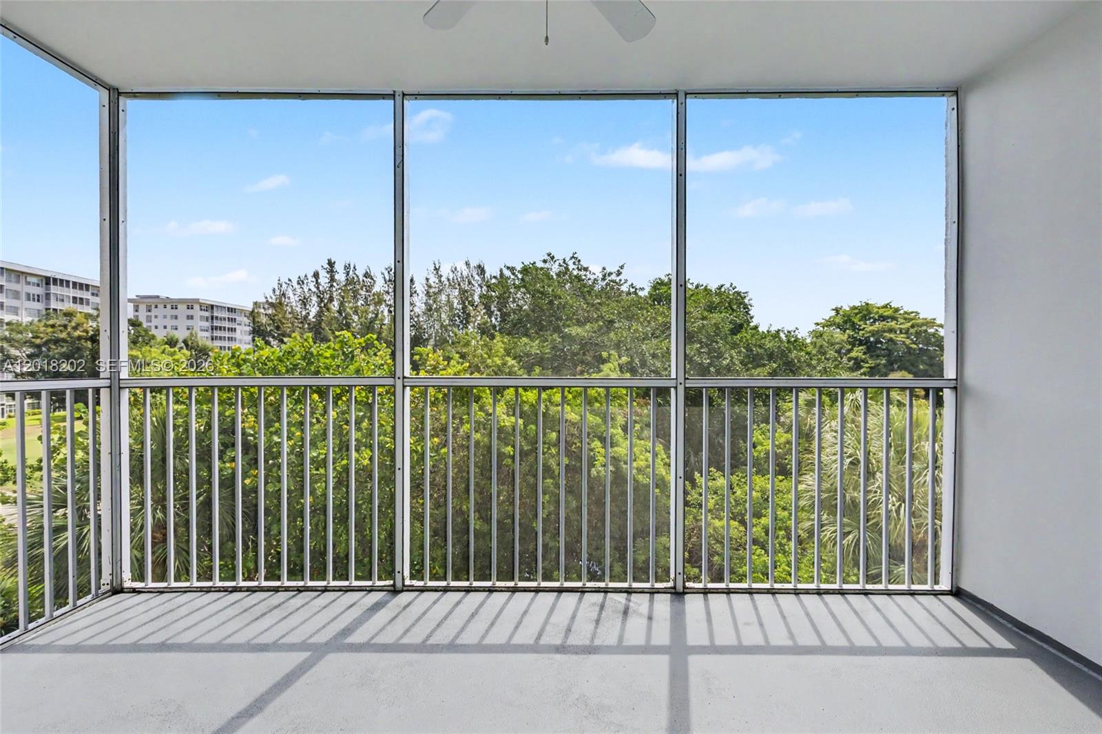 NO 12 PALM-AIRE COUNTRY C - Residential