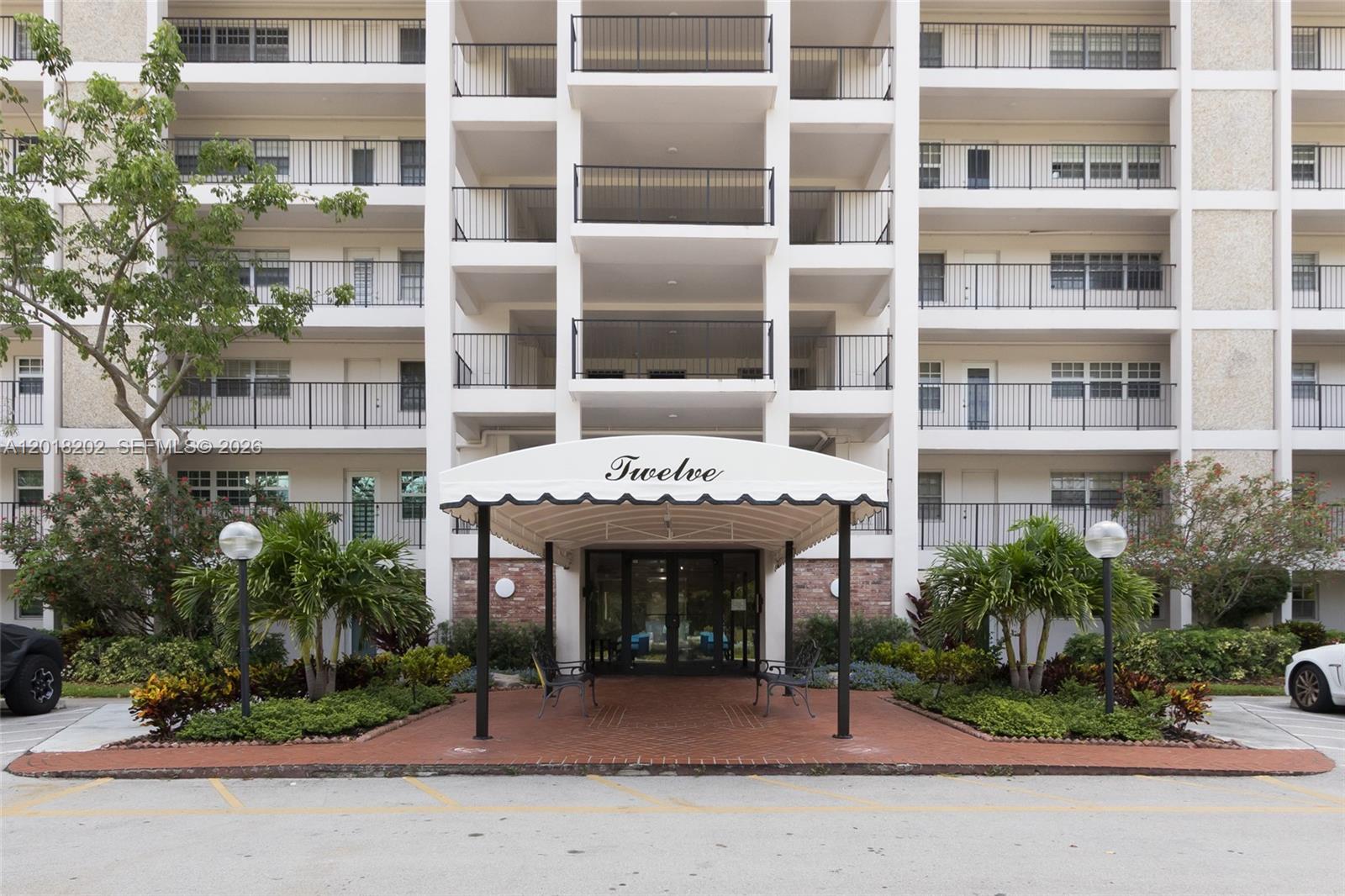 NO 12 PALM-AIRE COUNTRY C - Residential