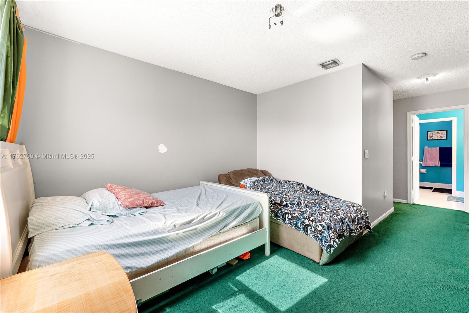 TOWNGATE - Residential