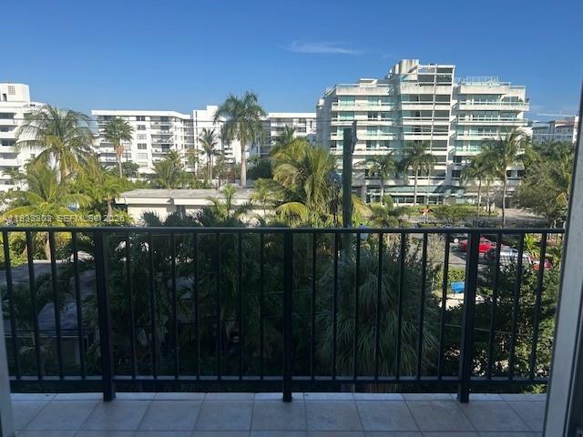 LONGWOOD TOWERS CONDO - Residential