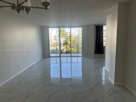 1001 91st St 408 Bay Harbor Islands FL 33154