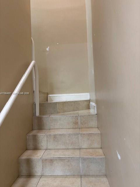 CHATEAUBLEAU AT HAMMOCKS - Residential Lease