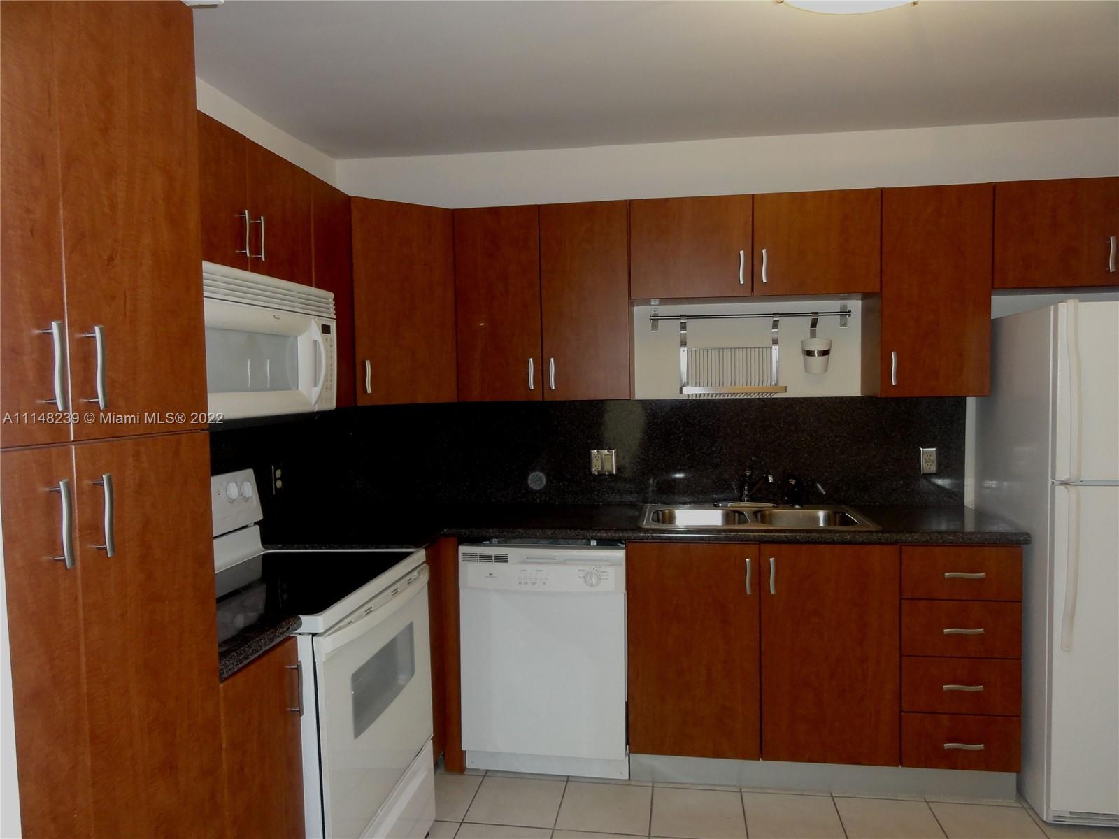 GARDENS AT BONAVENTURE 11 - Residential