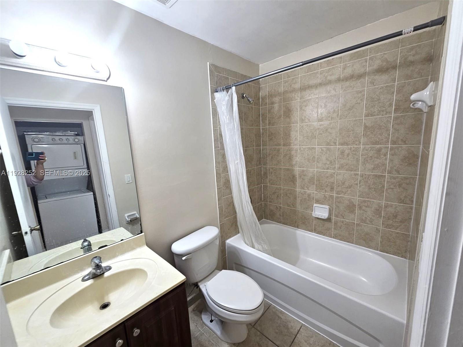 SABRINA TWINHOMES SUB - Residential Lease