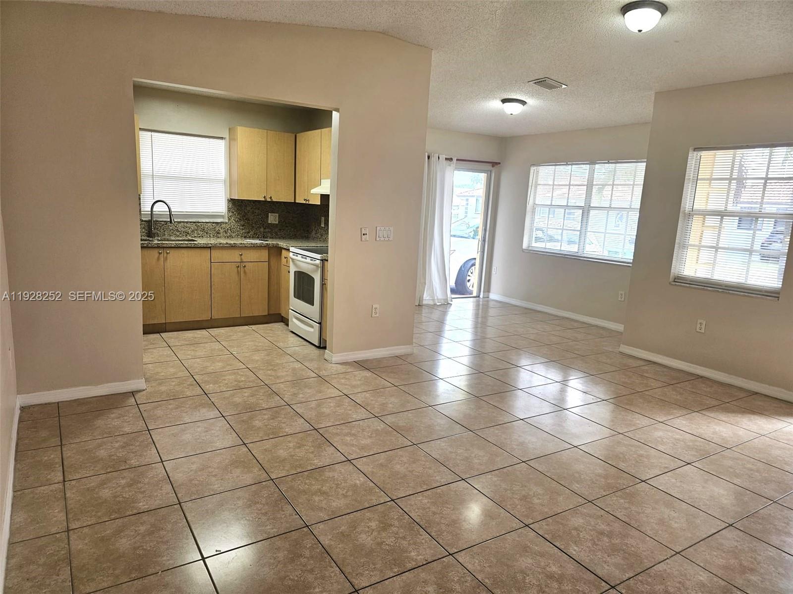SABRINA TWINHOMES SUB - Residential Lease