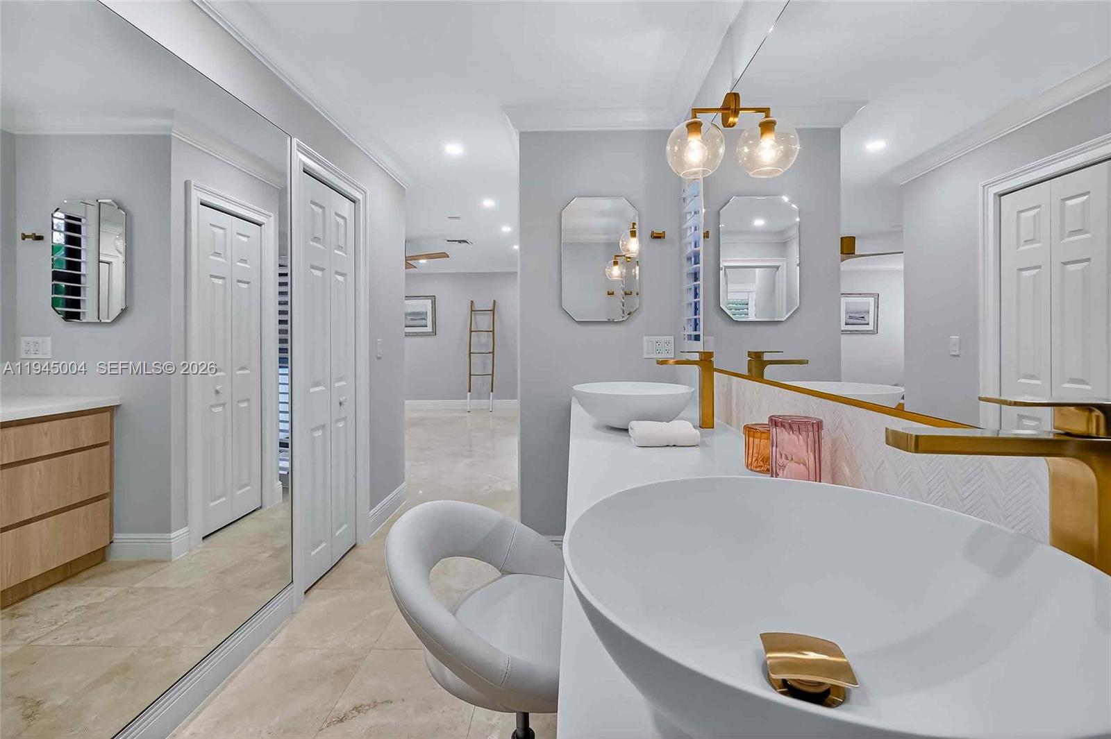 FARMERS ACRES - Residential