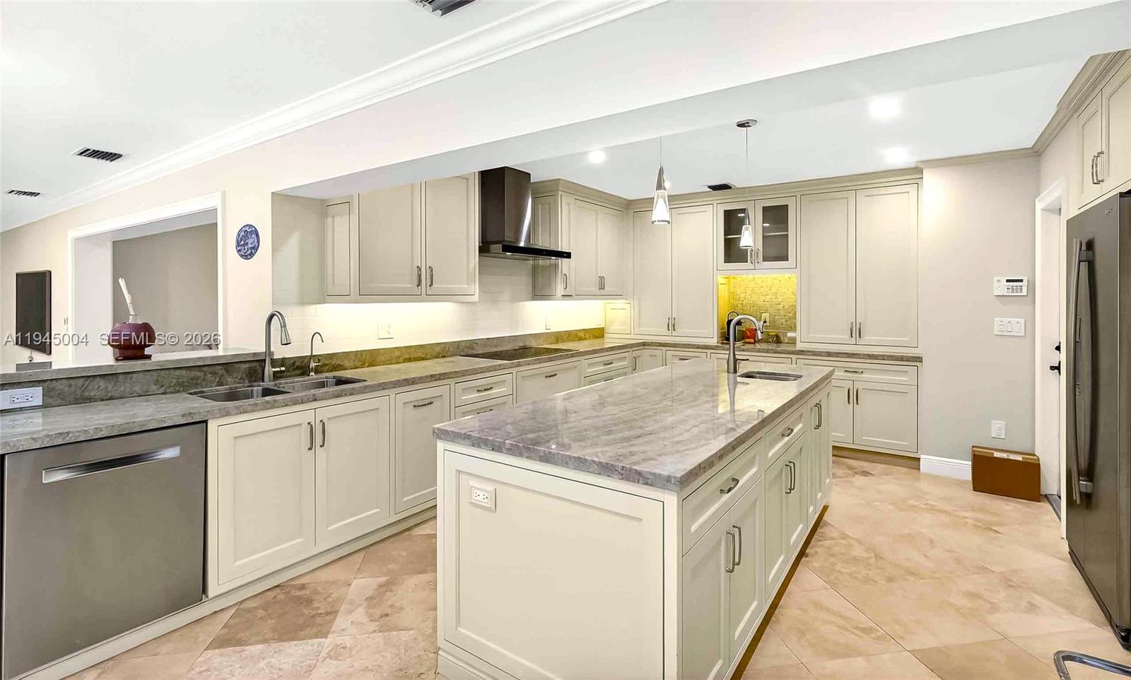 FARMERS ACRES - Residential