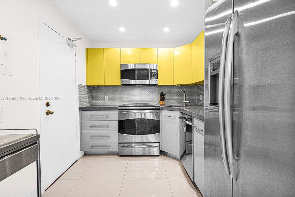 SOUTH BAY CLUB CONDO - Residential