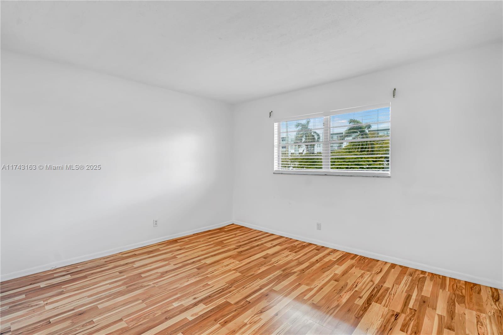 MEADOWBROOK TOWERS CONDO - Residential