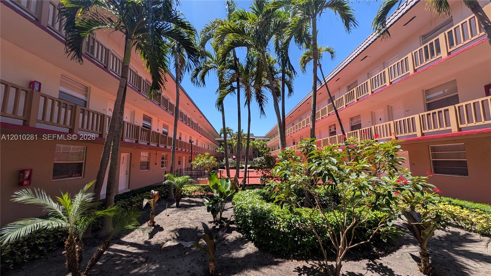 ROYAL PALM GARDENS CONDO - Residential