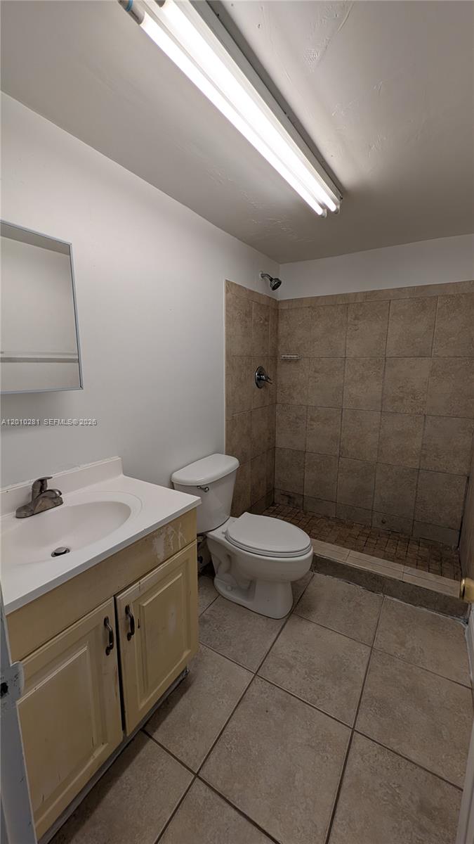 ROYAL PALM GARDENS CONDO - Residential