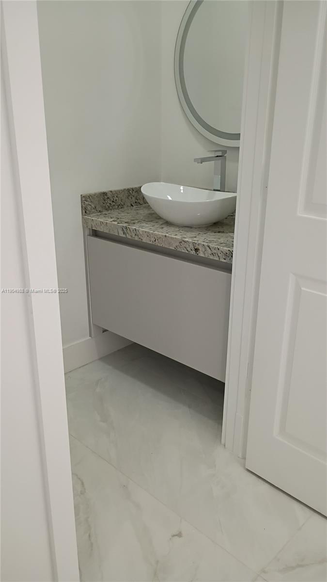 Sector 8, 9 & 10 Platblks - Residential Lease