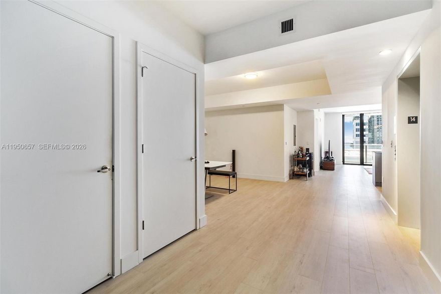 Experience elevated urban living in this stunning Brickell residence, thoughtfully designed with world-class amenities. Enjoy unforgettable nights at the outdoor movie theater, dine
at the gourmet on-site restaurant, or relax at the spectacular rooftop swimming pool on the 50th floor with breathtaking city views. The unit features a semi-private elevator and an additional den, perfect for a home office or flexible living space. Indulge in a full-service luxury spa offering a jacuzzi, massage and treatment rooms, sauna, and steam room. Stay active with basketball, mini-soccer, and racquetball courts, an indoor heated pool, a state-of-the-art fitness center, and a kids’ indoor playground. Entertain effortlessly with a stylish party room and an arcade room featuring virtual golf and bowling.