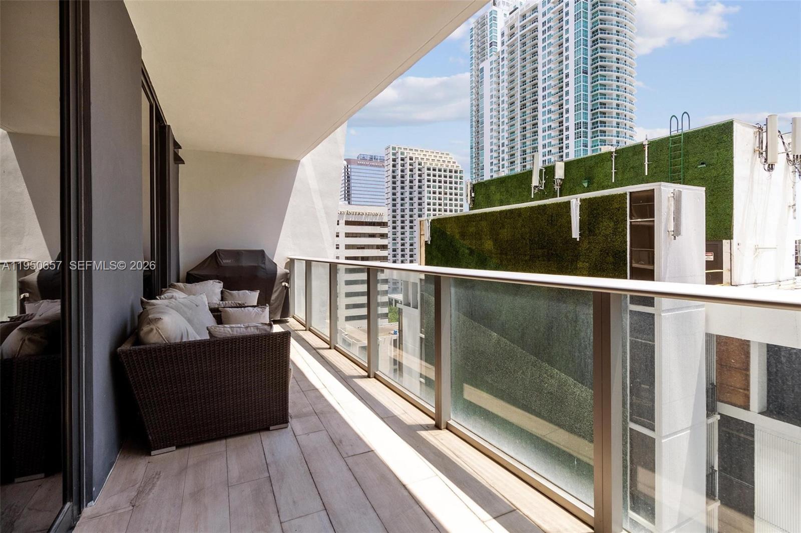 1010 BRICKELL CONDO - Residential