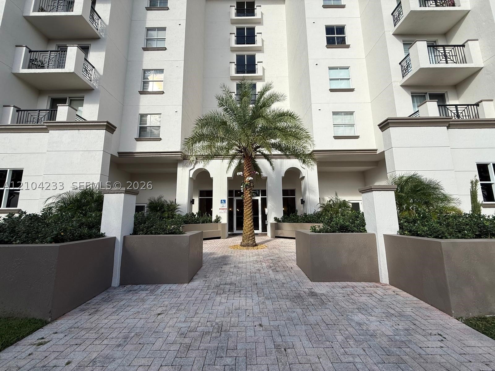 9021 SW 94th St 307
