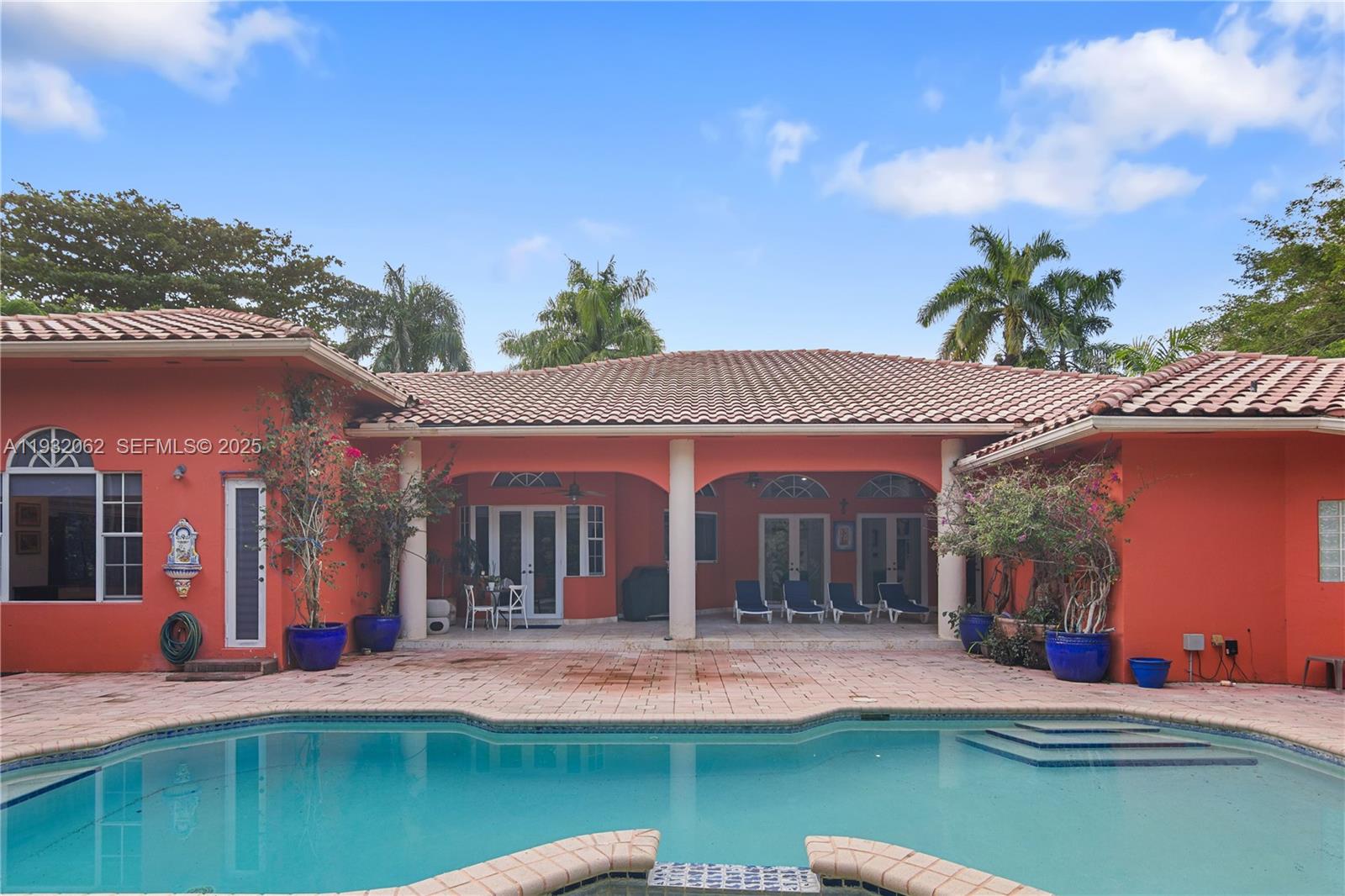 SOUTH MITCHELL MANORS - Residential