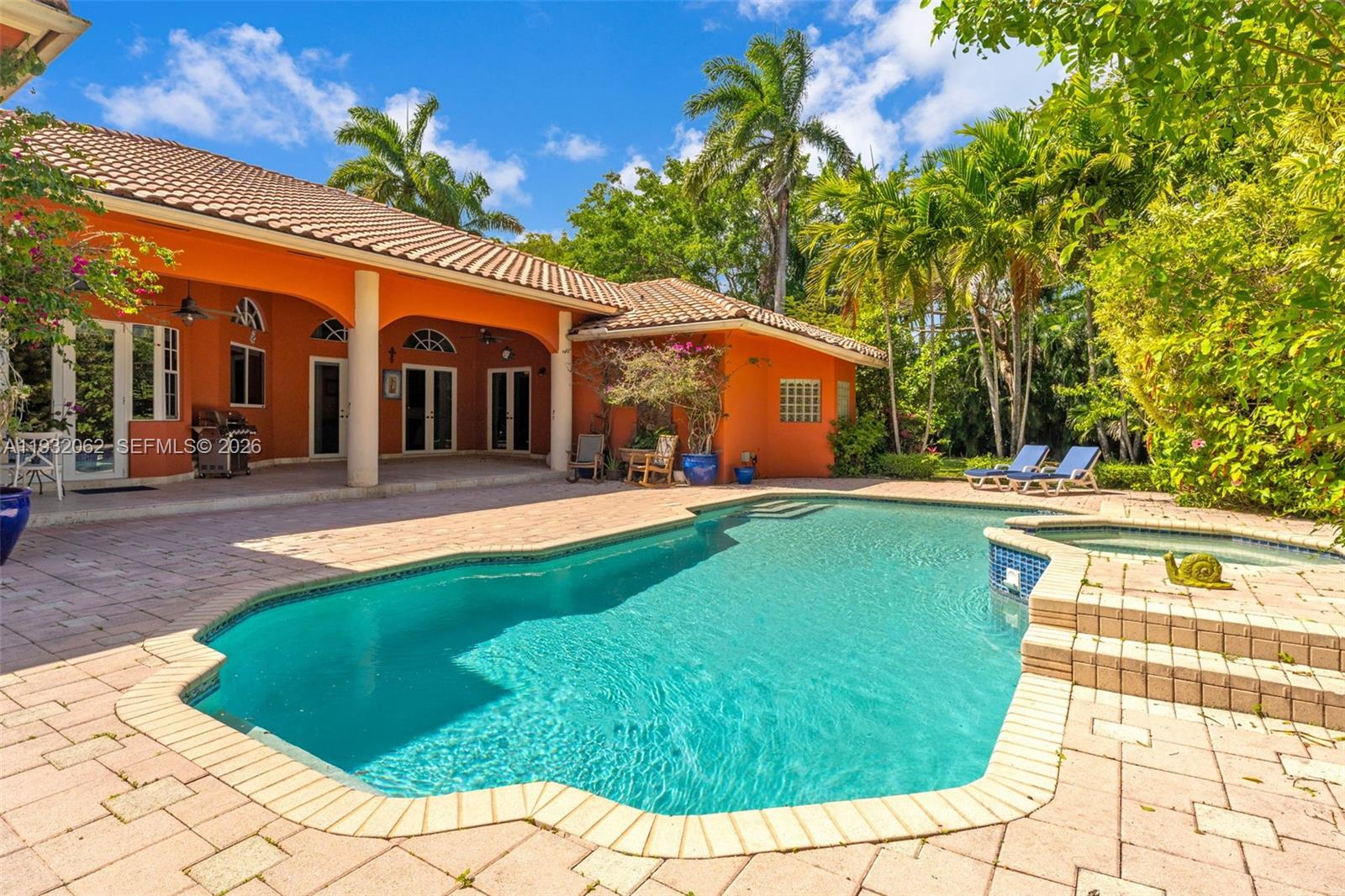 SOUTH MITCHELL MANORS - Residential