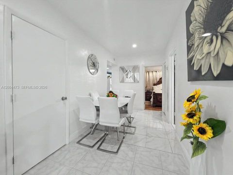 Tiny photo for 3554 SW 26th St, Miami, FL 33133 (MLS # A12004473)