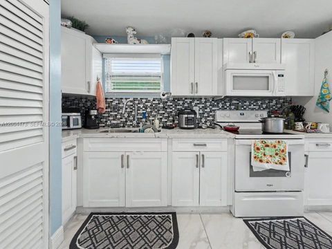 Tiny photo for 3554 SW 26th St, Miami, FL 33133 (MLS # A12004473)