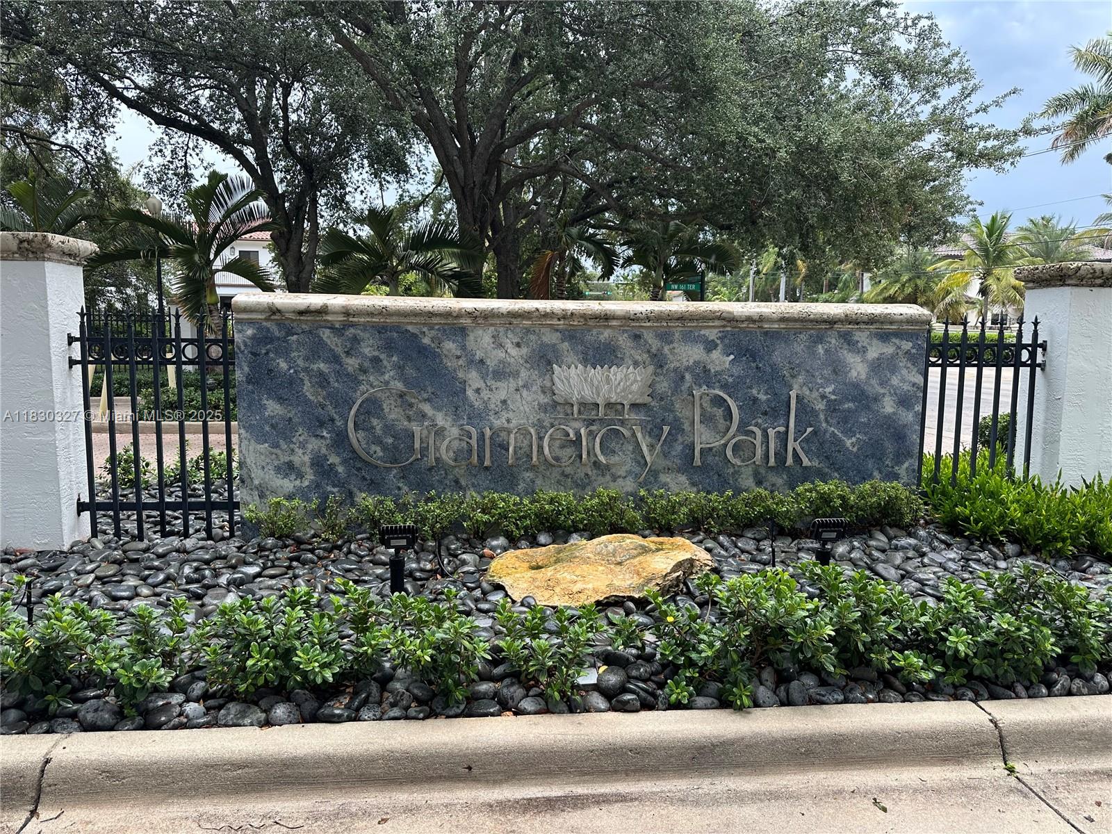 Amazing opportunity to Live in this Exclusive Neighborhoods Community Of Gramercy Park in Miami Lakes, Beautiful home full of natural lights all around ,18’ Ceiling height and very spacious rooms, Do not miss this unique and exclusive opportunity