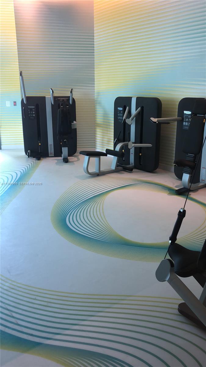 PARAISO BAYVIEWS CONDO - Residential