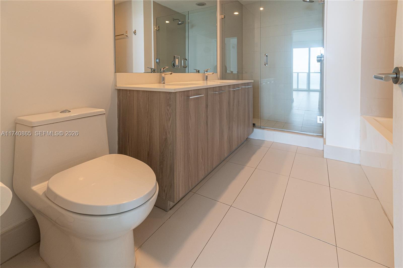 PARAISO BAYVIEWS CONDO - Residential