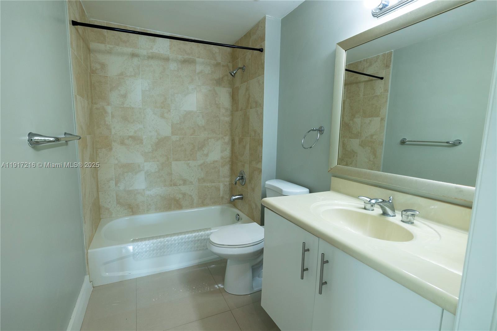 360 CONDO A - Residential Lease