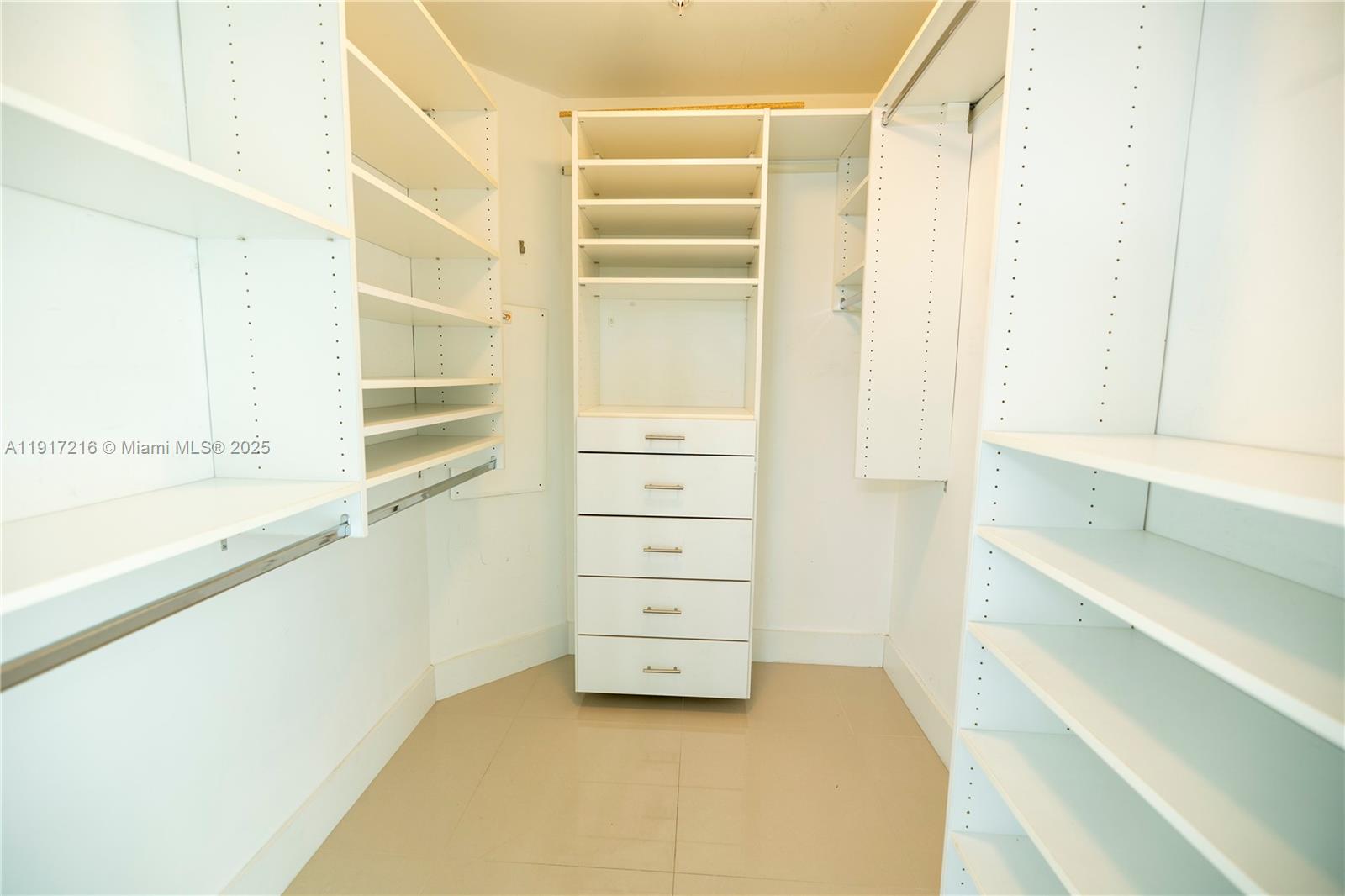 360 CONDO A - Residential Lease