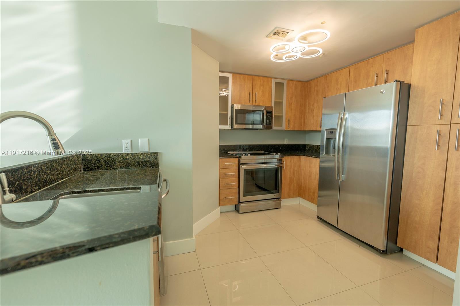360 CONDO A - Residential Lease
