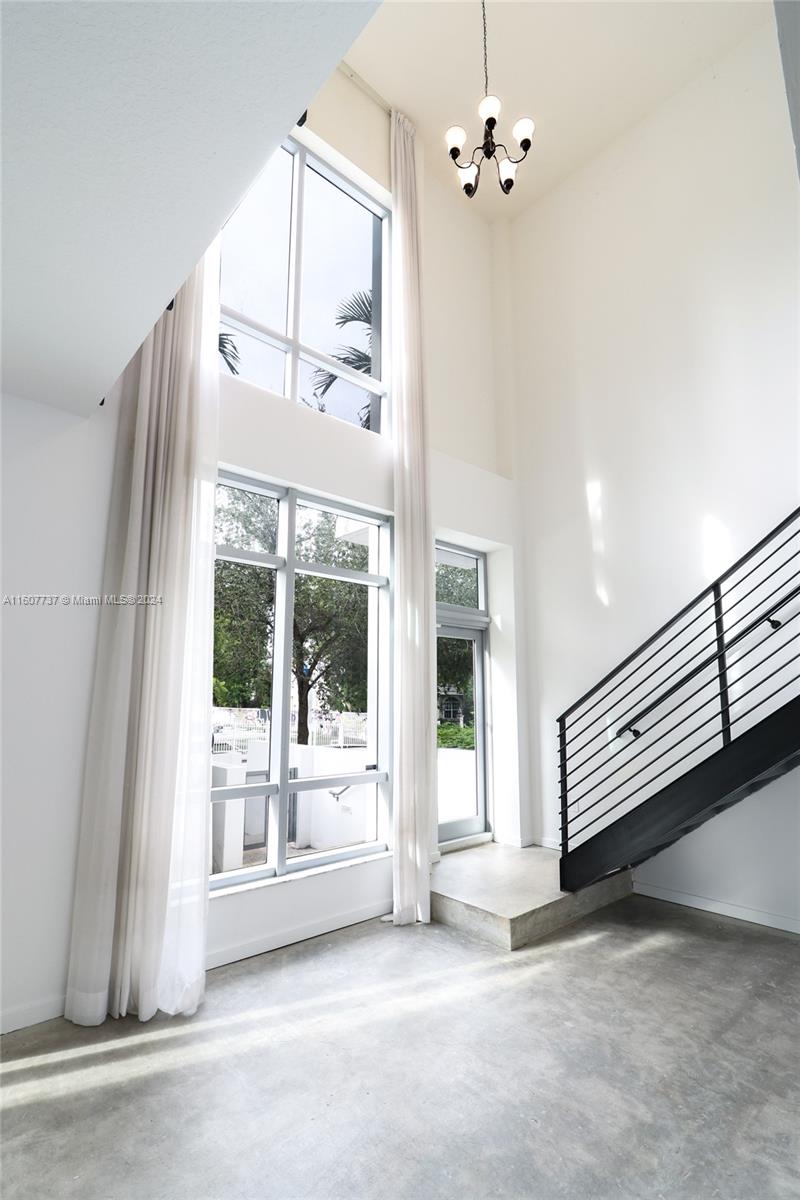 GALLERY ART CONDO - Residential Lease