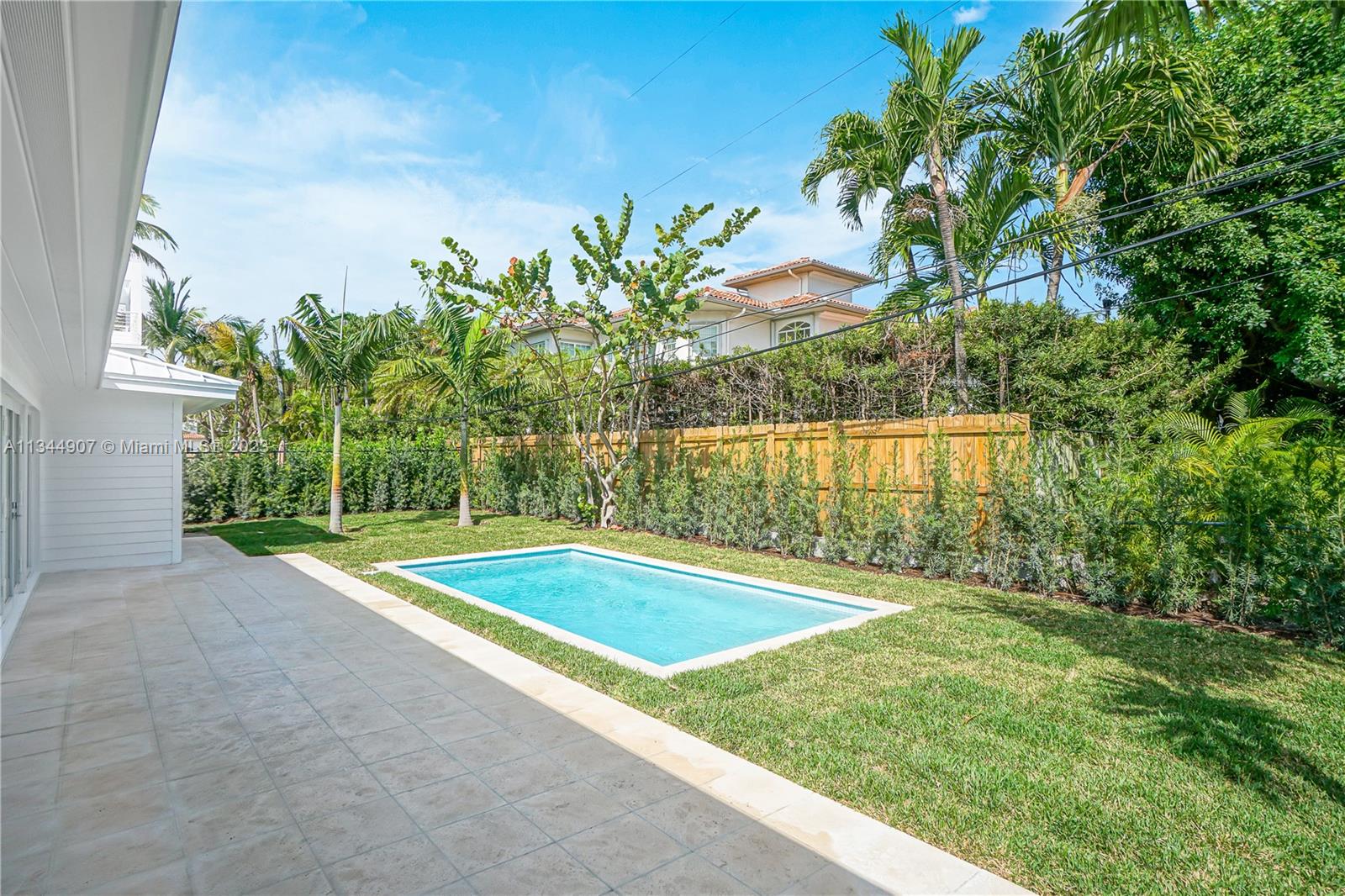 BISCAYNE KEY ESTATES - Residential Lease