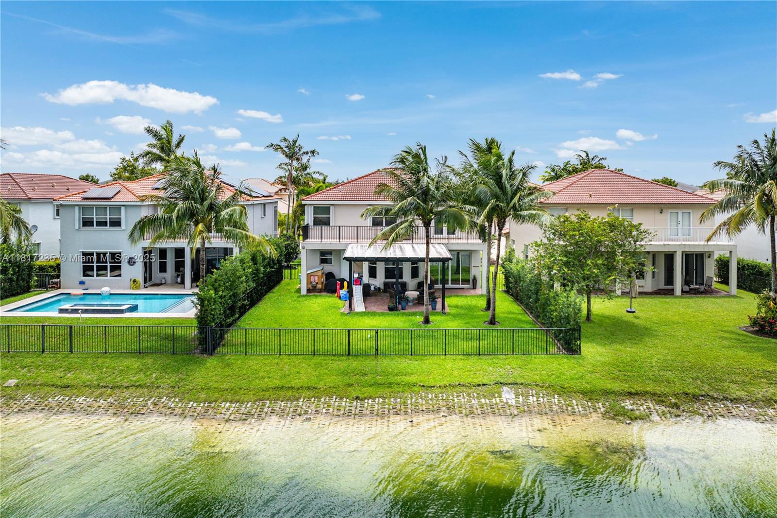 SUNSET FALLS PLAT 2 - Residential