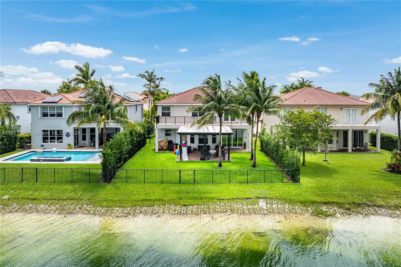 Miramar, Florida 33029, United States, 5 Bedrooms Bedrooms, ,4 BathroomsBathrooms,Residential,Coming Soon,146809