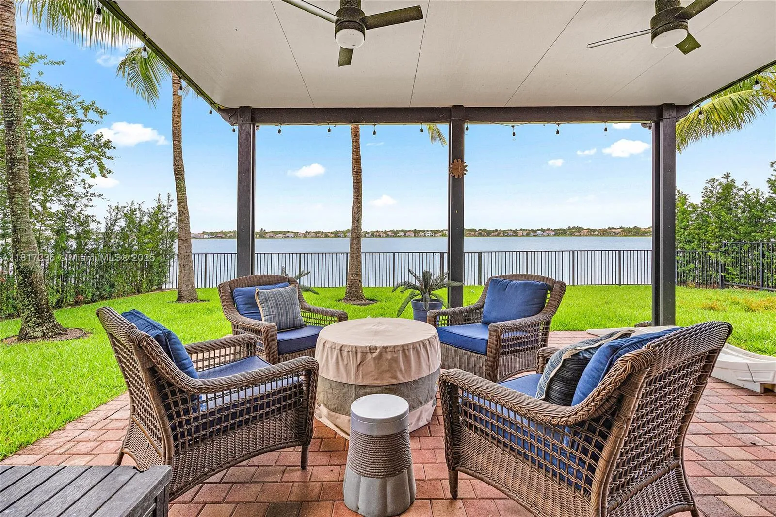 Miramar, Florida 33029, United States, 5 Bedrooms Bedrooms, ,4 BathroomsBathrooms,Residential,Coming Soon,146809