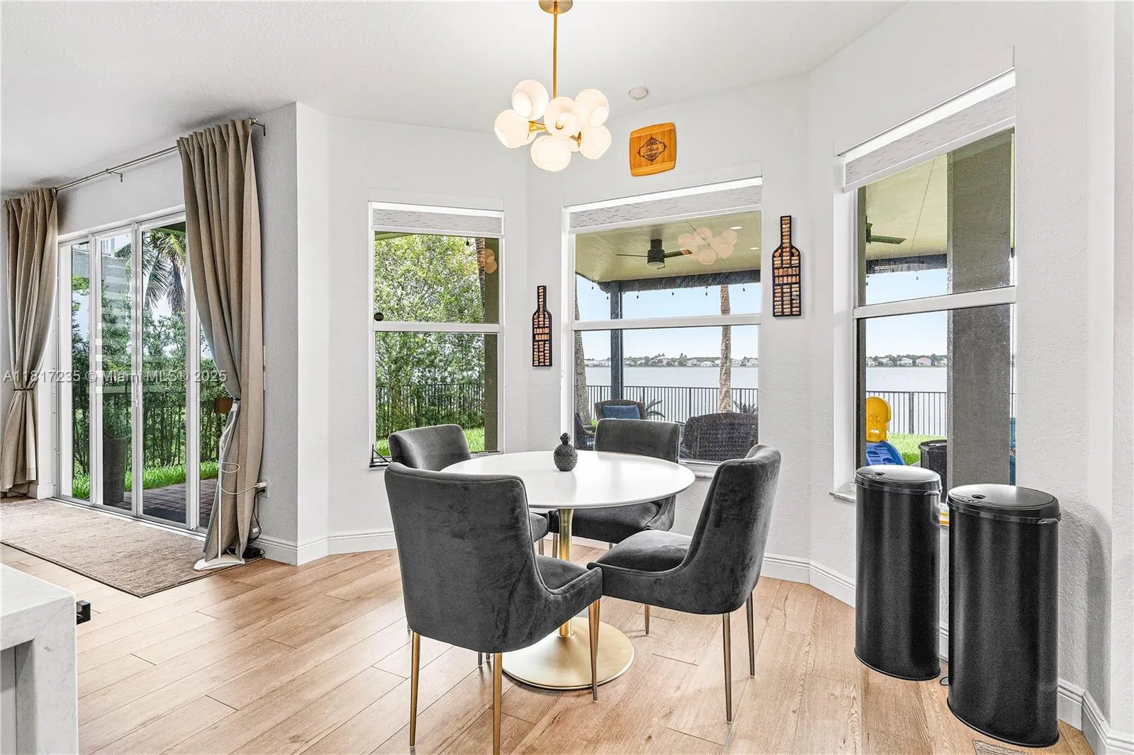 Miramar, Florida 33029, United States, 5 Bedrooms Bedrooms, ,4 BathroomsBathrooms,Residential,Coming Soon,146809