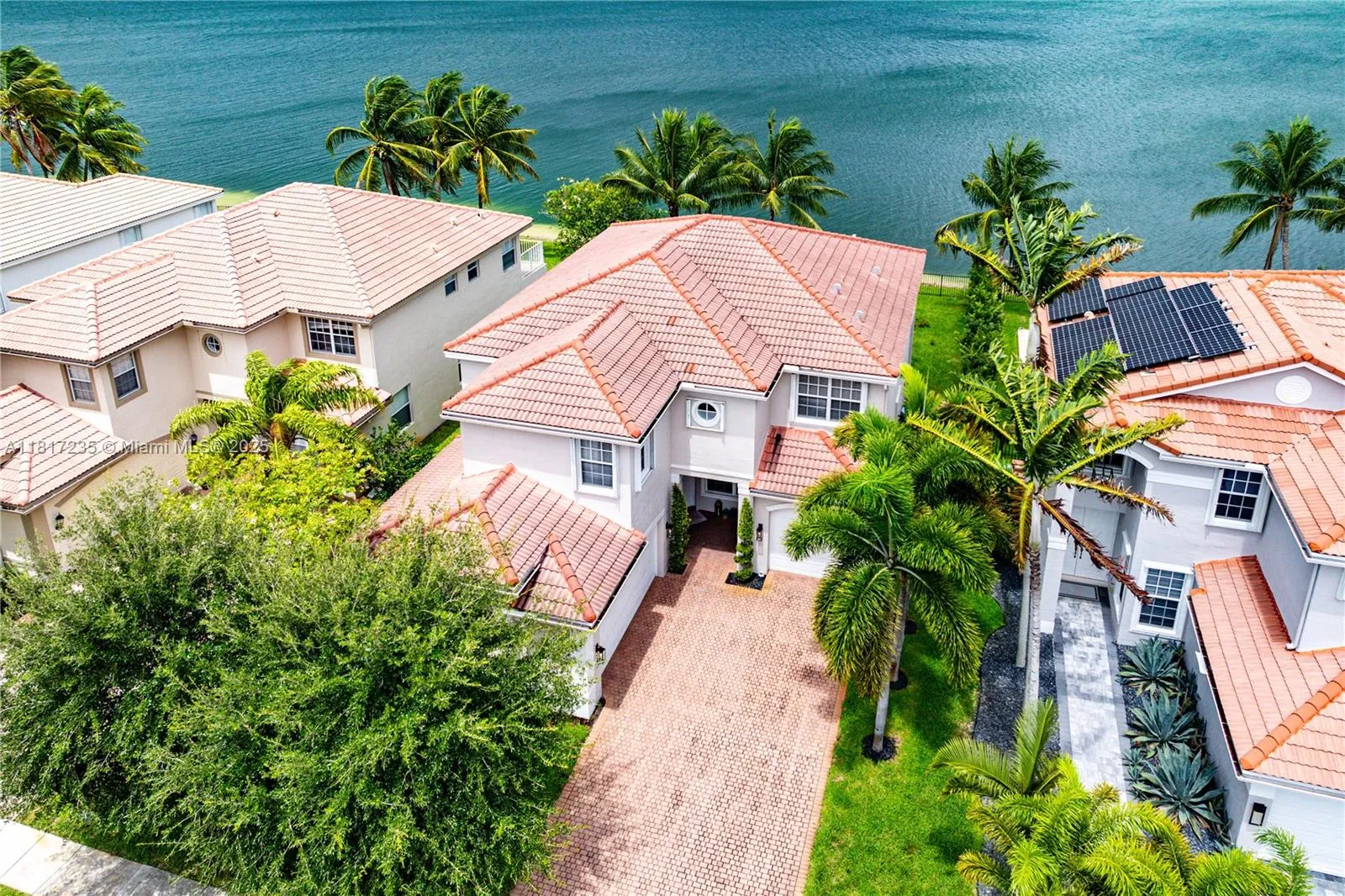 Miramar, Florida 33029, United States, 5 Bedrooms Bedrooms, ,4 BathroomsBathrooms,Residential,Coming Soon,146809