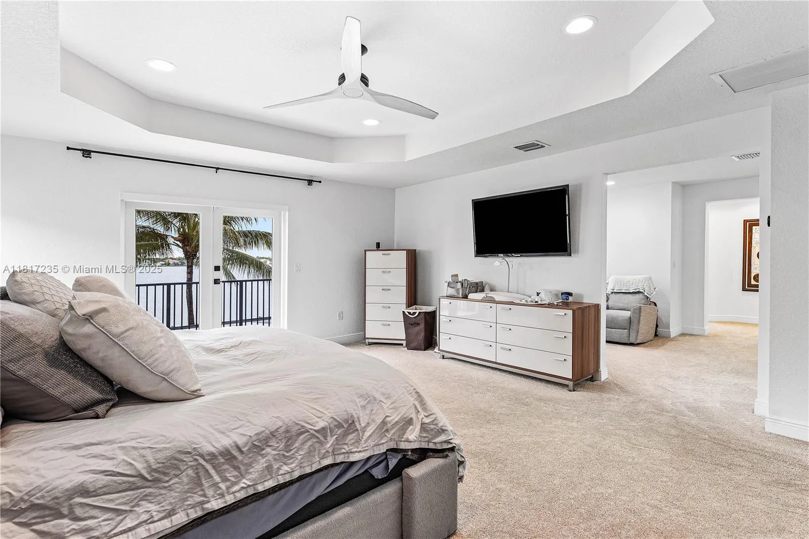 Miramar, Florida 33029, United States, 5 Bedrooms Bedrooms, ,4 BathroomsBathrooms,Residential,Coming Soon,146809